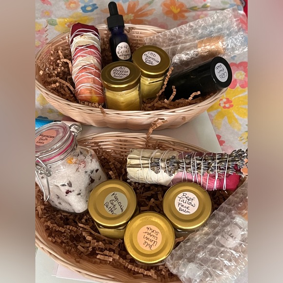 Handcrafted Gift Baskets-Customizable - Picture 1 of 1